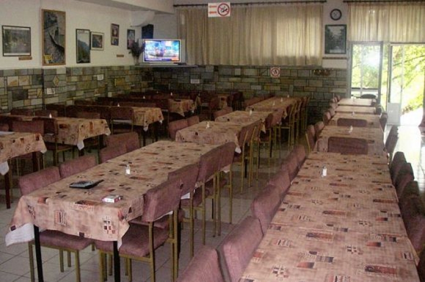 &Psi;&alpha;&rho;&omicron;&tau;&alpha;&beta;έ&rho;&nu;&alpha; &laquo;&Pi;&epsilon;&kappa;ά&mu;&raquo;